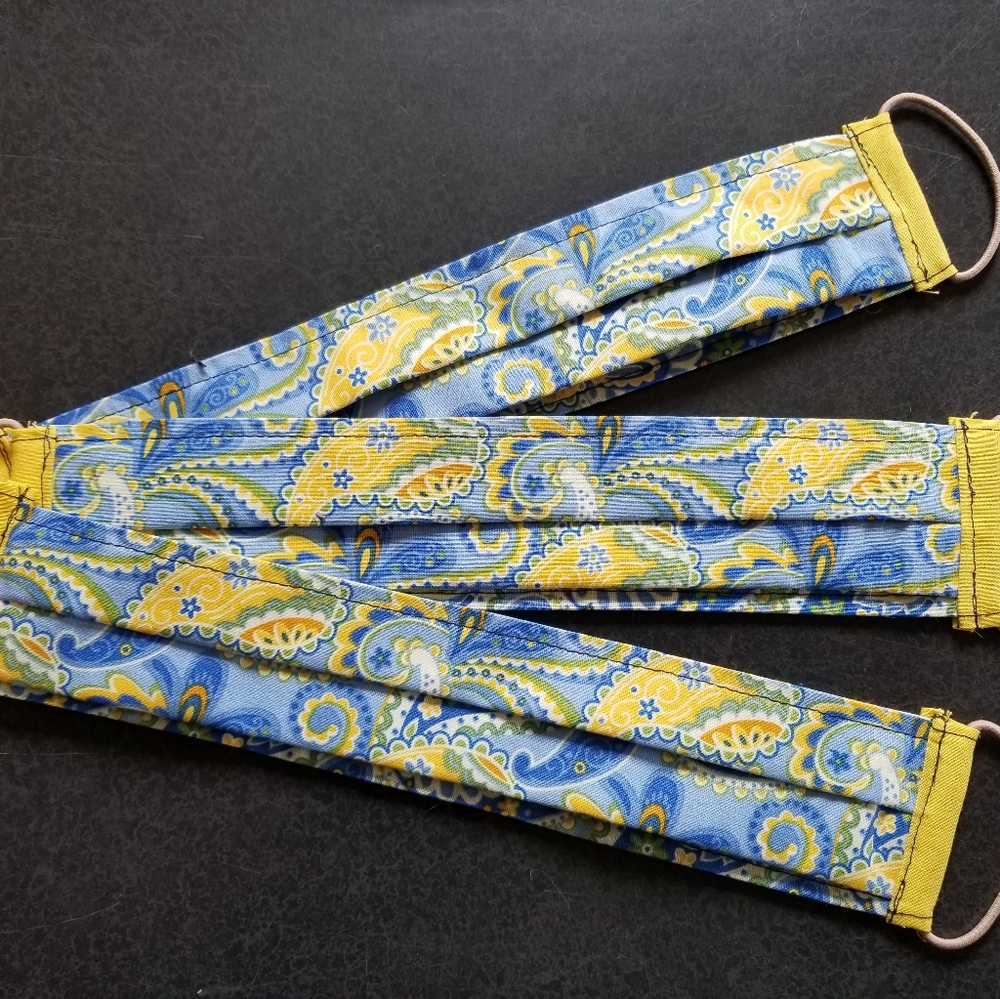 Pleated Face Mask - Yellow and Blue Paisley